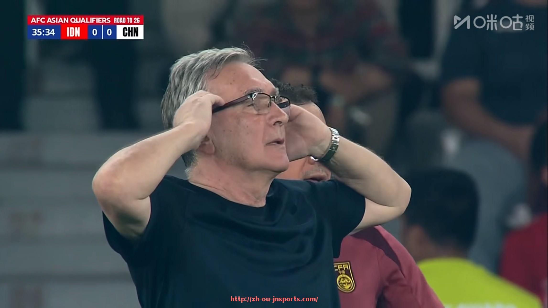 JN江南体育-火箭队球员贝弗利的身高数据及比赛表现